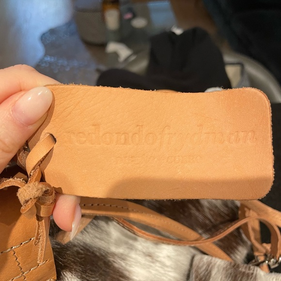 Genuine Leather Bucket Bag - Picture 5 of 5